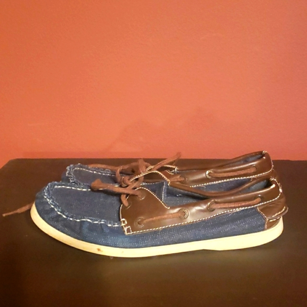 Levis shoes